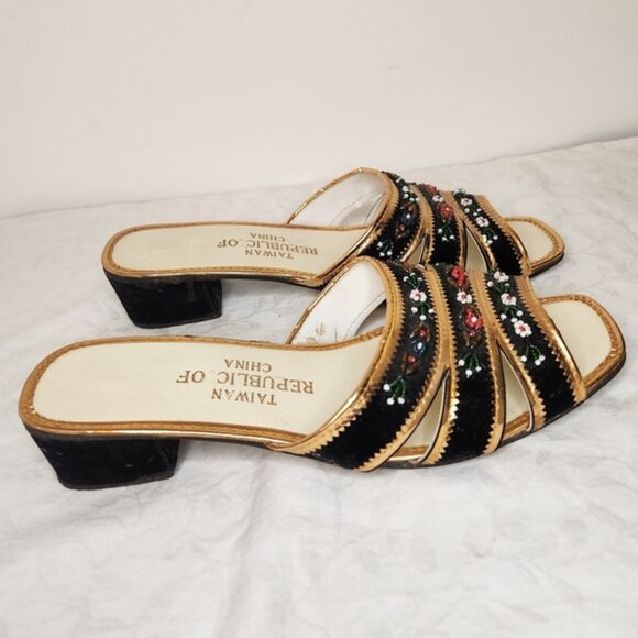 60s Gold Beaded Sandals - Picture 3 of 4